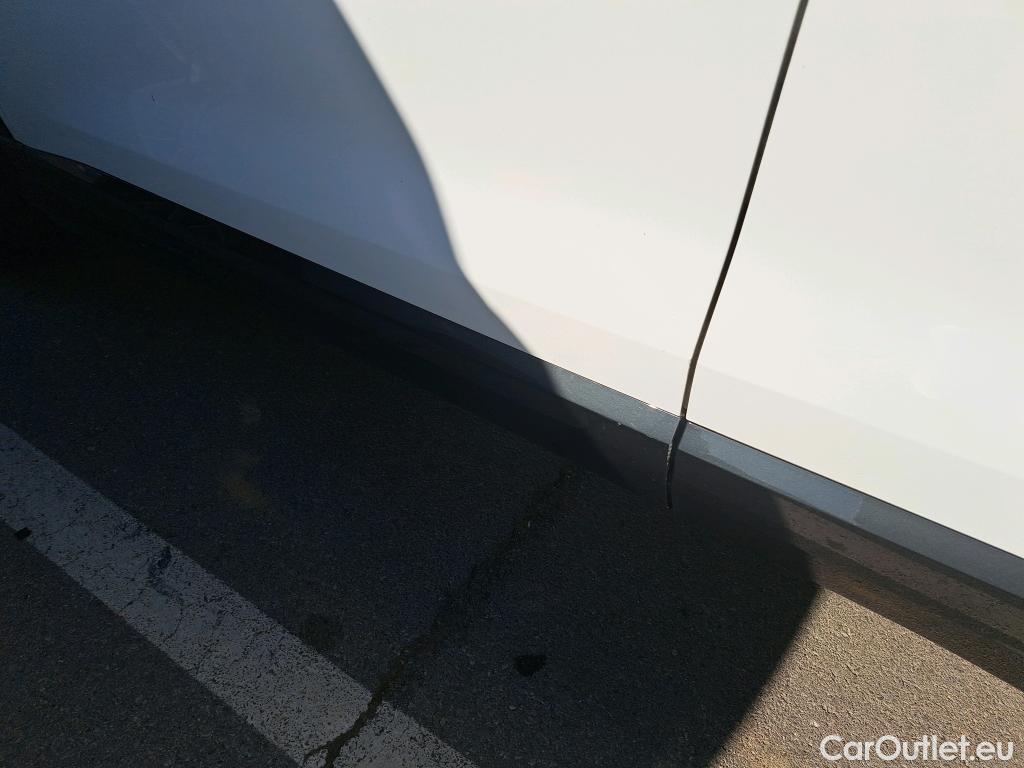  Audi  Q3 AUDI  / 2018 / 5P / todoterreno Advanced 35 TDI 110kW (150CV) S tronic (AC5) #33