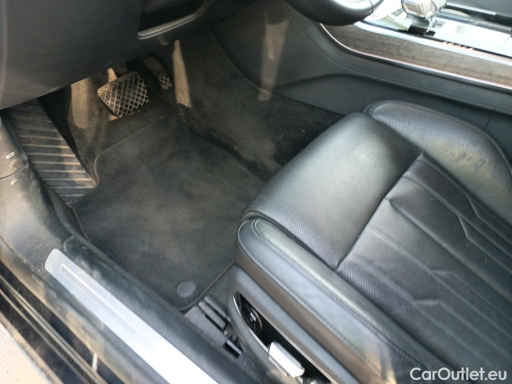  Audi  A8 AUDI  / 2021 / 4P / sedán L 60 TFSIe quattro tiptronic #15