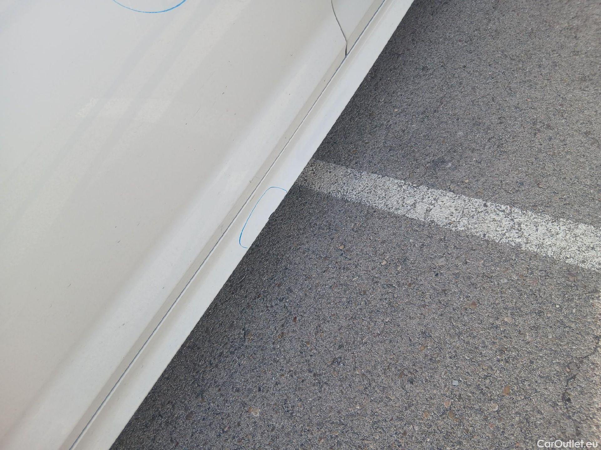  Bmw  Serie 5 BMW  / 2020 / 5P / familiar 520dA Touring #10