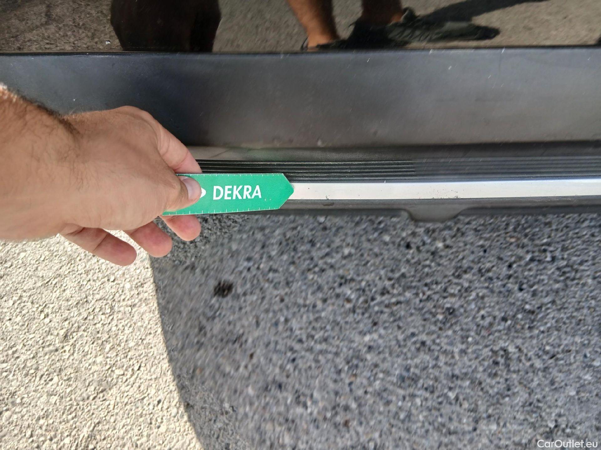  DS  DS7 DS DS 7 Crossback / 2017 / 5P / todoterreno BlueHDi DE 96kW (130CV) AT. PERF.LINE #18