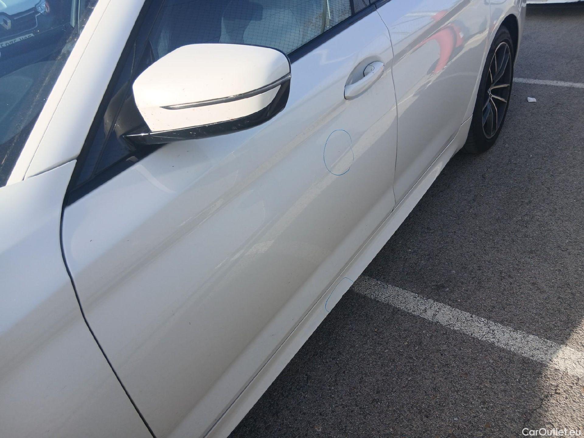  Bmw  Serie 5 BMW  / 2020 / 5P / familiar 520dA Touring #8