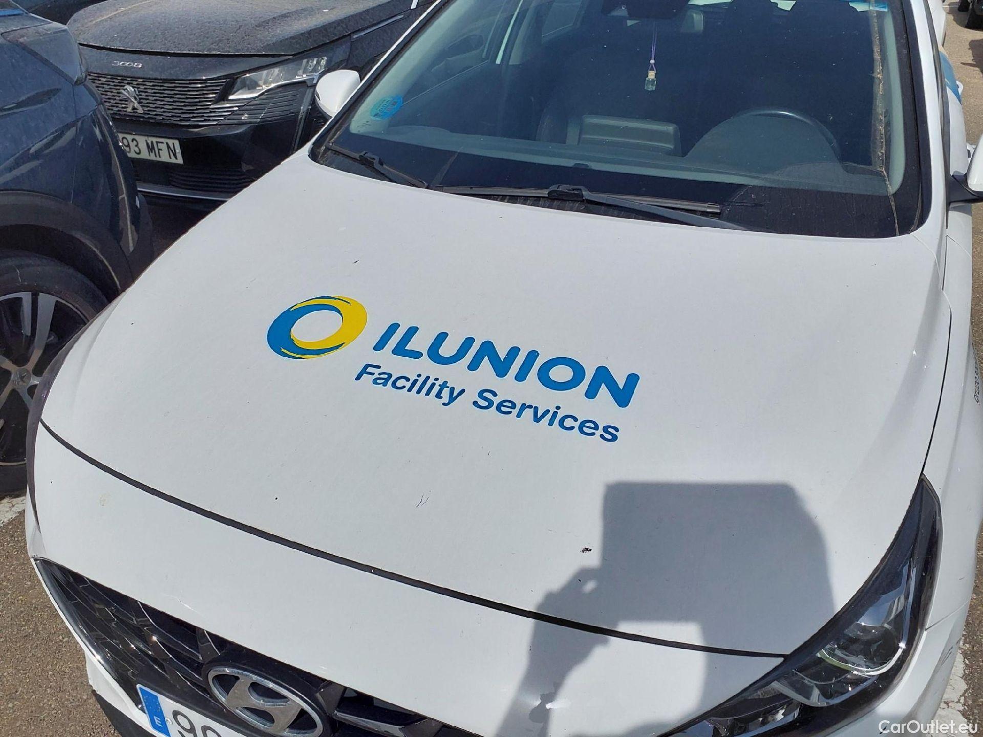  Hyundai  i30 HYUNDAI  / 2020 / 5P / berlina con portón 1.0 TGDI 48V Klass #34