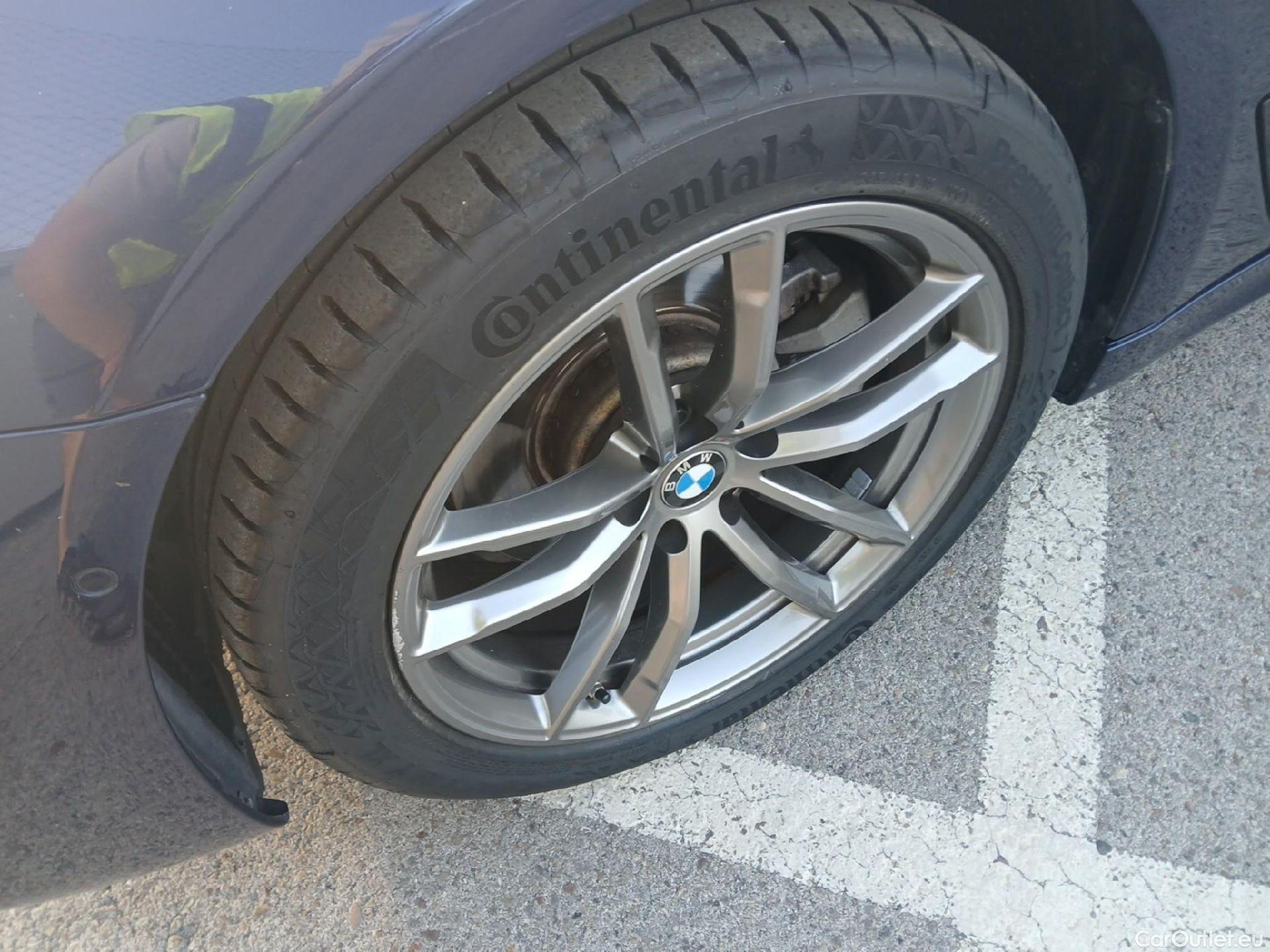  Bmw  Serie 5 BMW  / 2016 / 4P / sedán 520iA #8