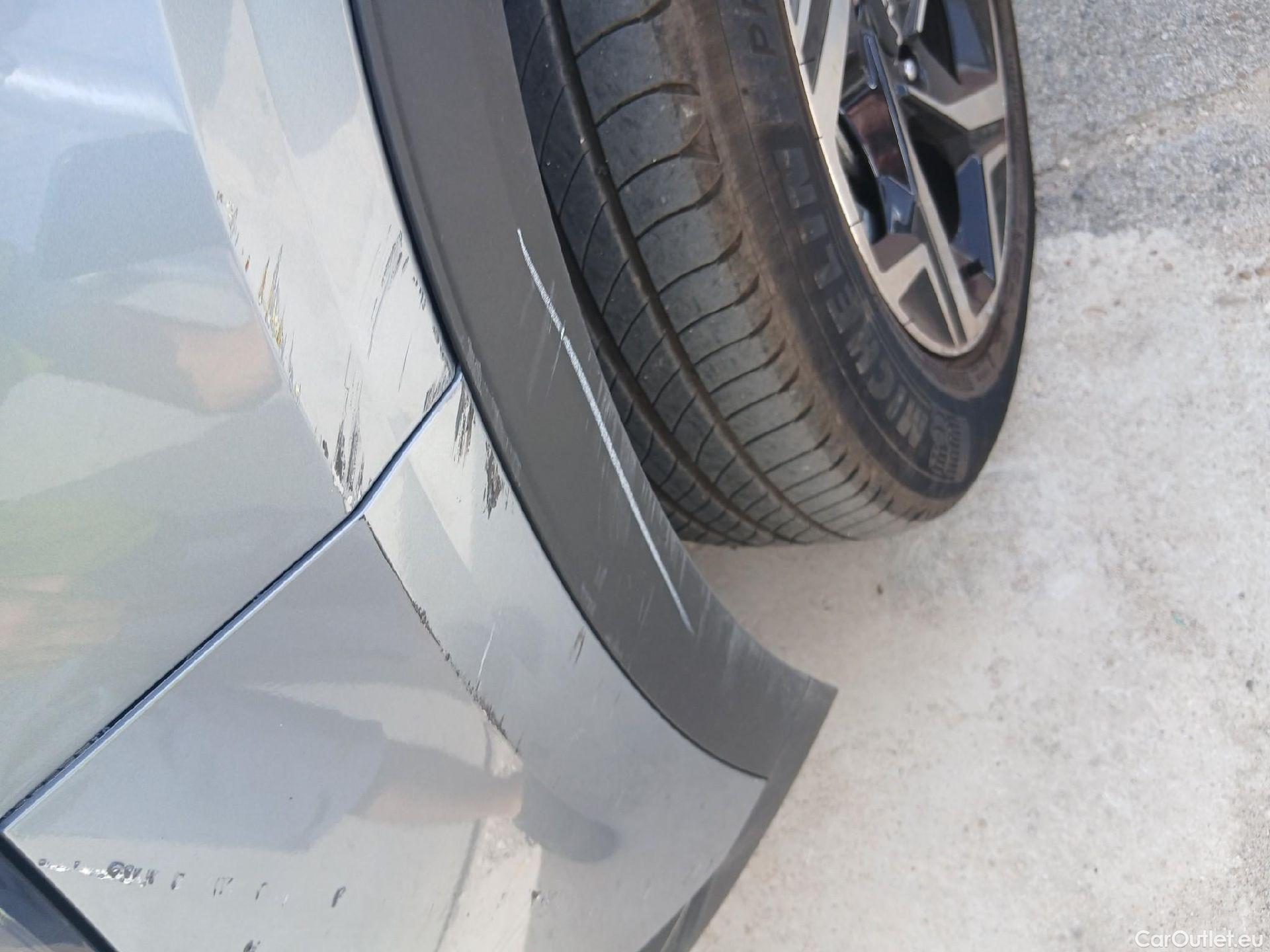  KIA  Sportage KIA  1.6 T-GDi 150 CV Concept 4x2 #18