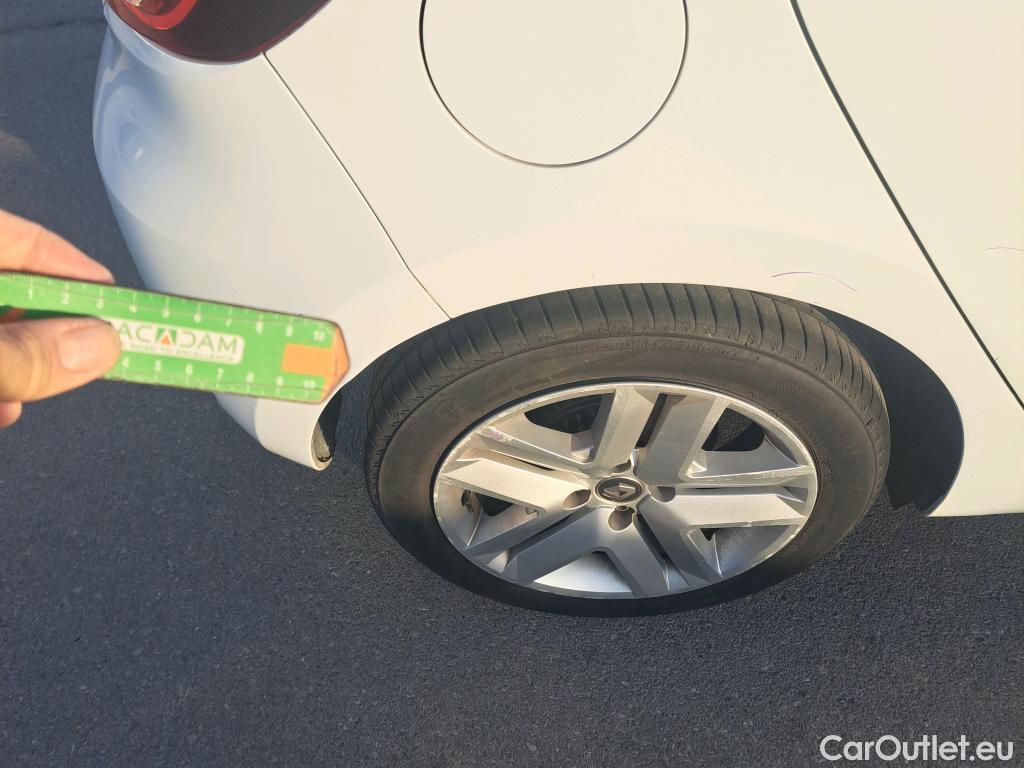  Renault  Clio RENAULT  / 2019 / 5P / berlina con portón Intens TCe 67 kW (91CV) (AC) #20