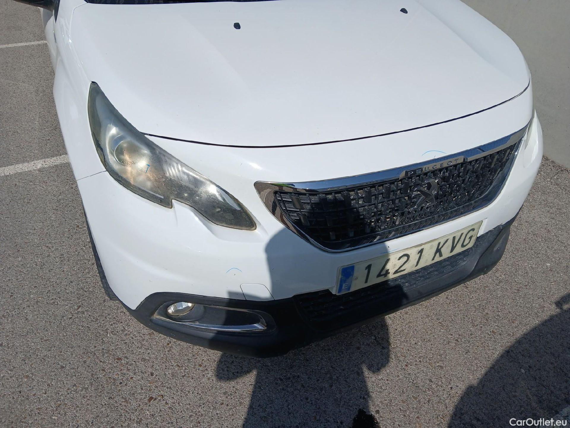  Peugeot  2008 PEUGEOT  / 2016 / 5P / todoterreno Style 1.2L PureTech 60KW (82CV) S&S #7