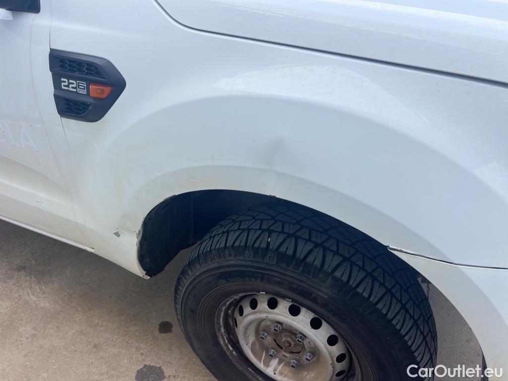  Ford  Ranger FORD  VU 4p 6G pickup 2.2 TDCi 118kW 4x4 Doble Cab. XL S/S #6