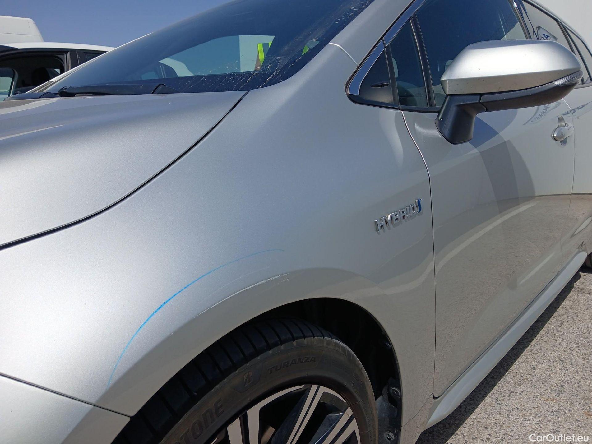 Toyota  Corolla TOYOTA  / 2019 / 5P / familiar 1.8 125H STYLE E-CVT TOURING SPORT #13