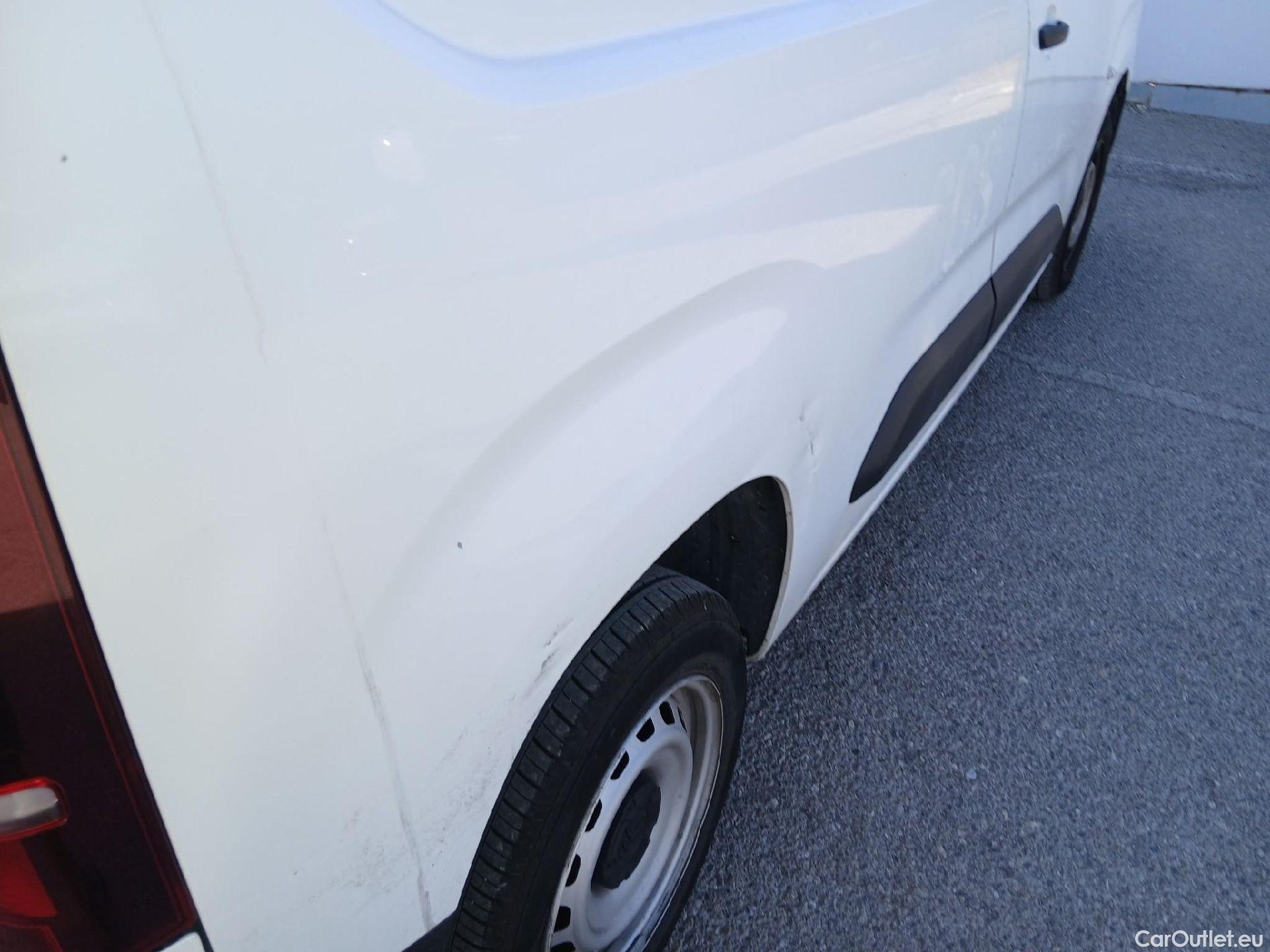  Citroen  Berlingo CITROEN  / 2018 / 3P / furgón derivado de turismo Talla M BlueHDi 100 CONTROL #21