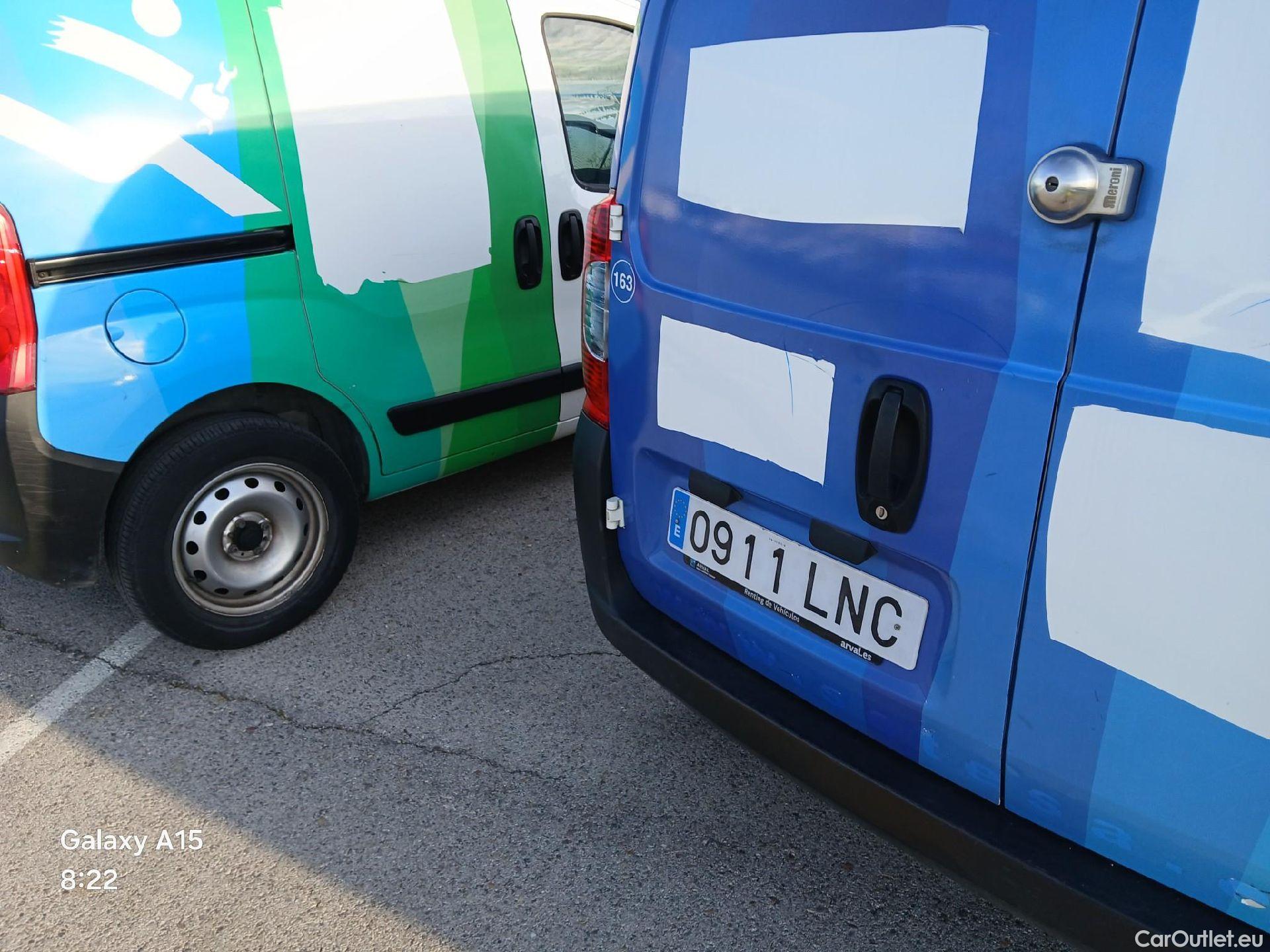  Fiat  Fiorino FIAT  / 2016 / 3P / furgón derivado de turismo Cargo Base N1 1.3 MJet 59 kW (80 CV) #24