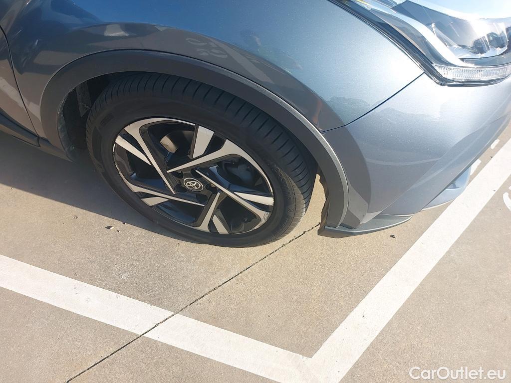  Toyota  C-HR TOYOTA  / 2019 / 5P / todoterreno 1.8 125H Advance #7
