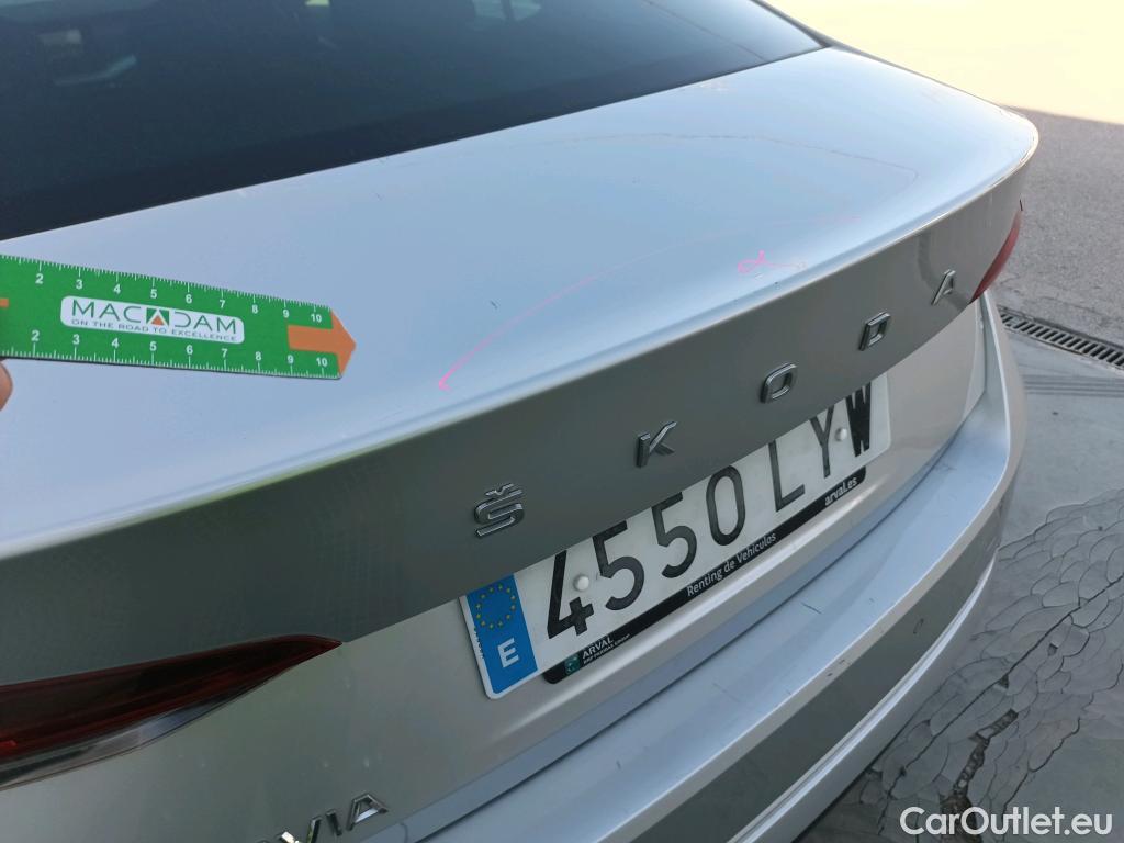  Skoda  Octavia SKODA  / 2020 / 5P / berlina con portón 2.0 TDI 85kW (115 CV) Manual Ambition #3