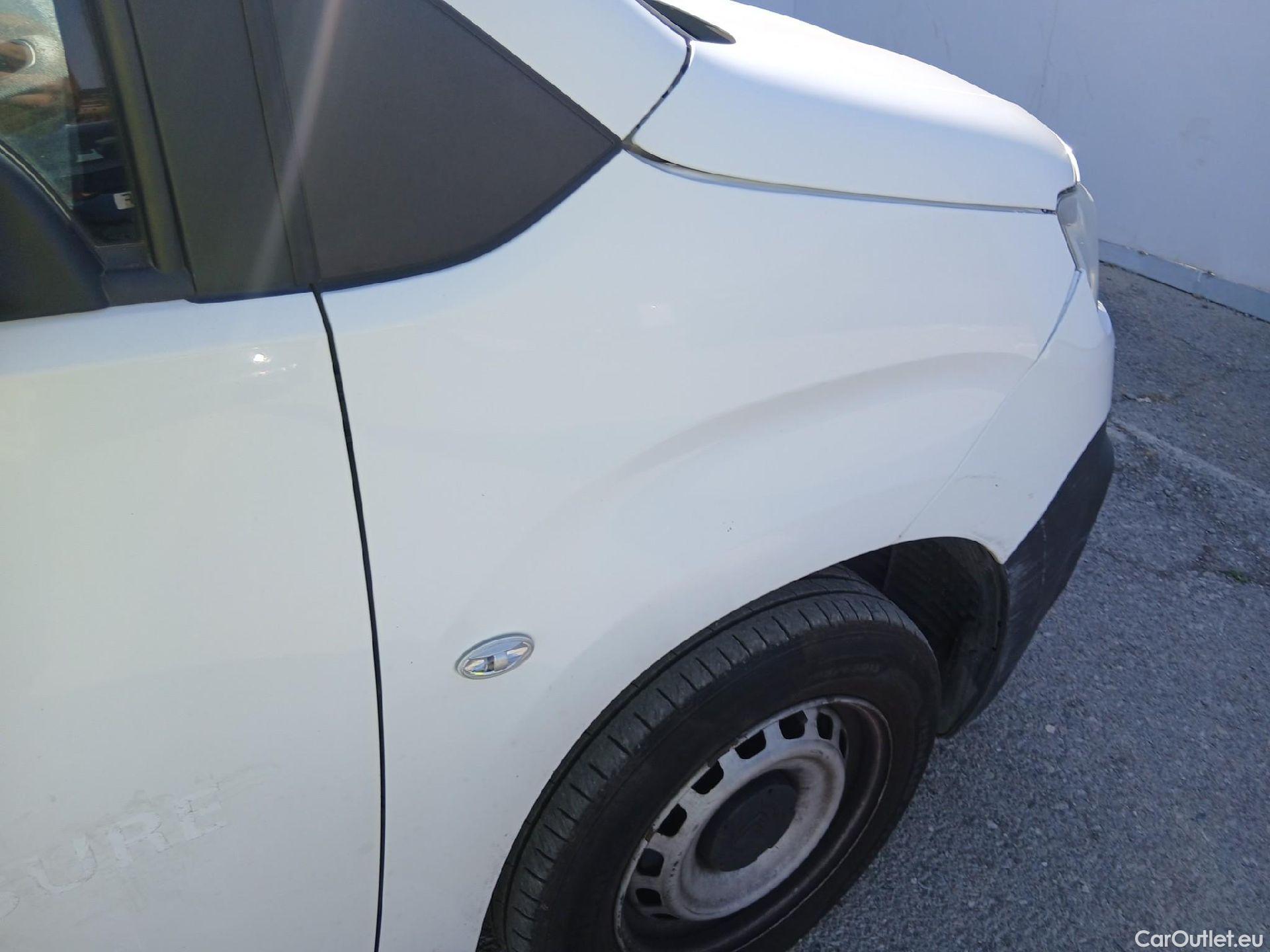  Citroen  Berlingo CITROEN  / 2018 / 3P / furgón derivado de turismo Talla M BlueHDi 100 CONTROL #28