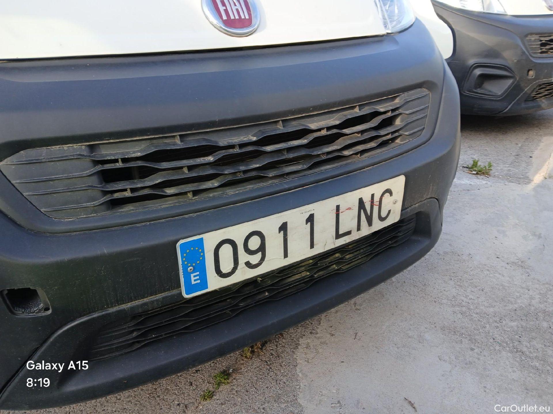  Fiat  Fiorino FIAT  / 2016 / 3P / furgón derivado de turismo Cargo Base N1 1.3 MJet 59 kW (80 CV) #11