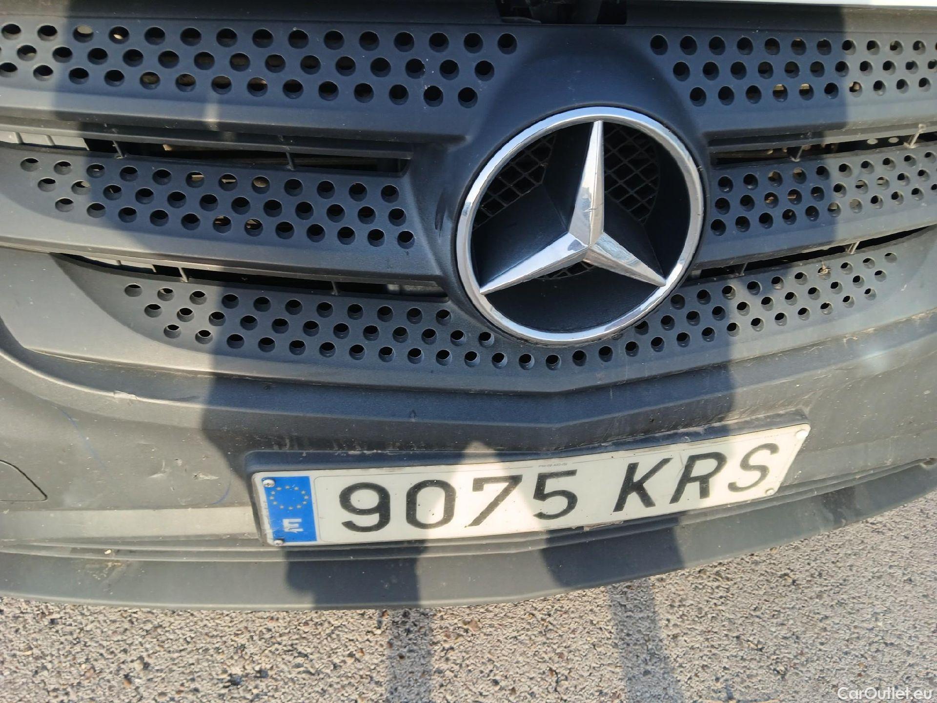  Mercedes  Vito MERCEDES-BENZ  / 2014 / 4P / furgón 111 CDI Larga #11