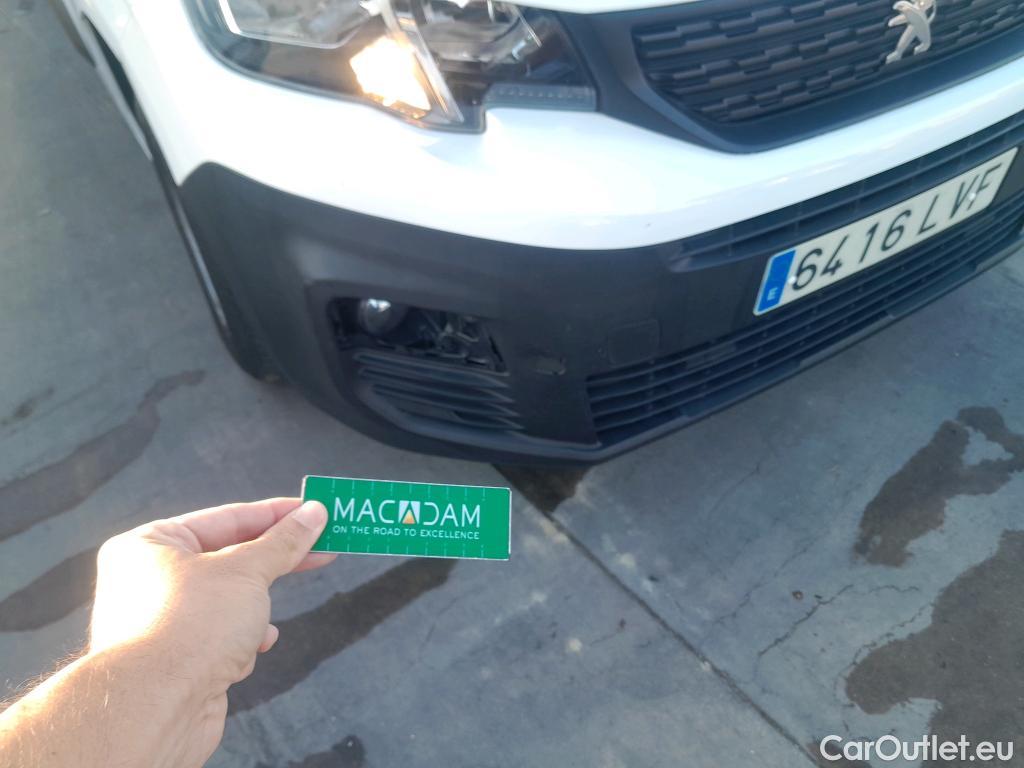  Peugeot  Partner PEUGEOT  / 2018 / 4P / furgón derivado de turismo Premium Standard 600kg BlueHDi 73kW (AC) #26