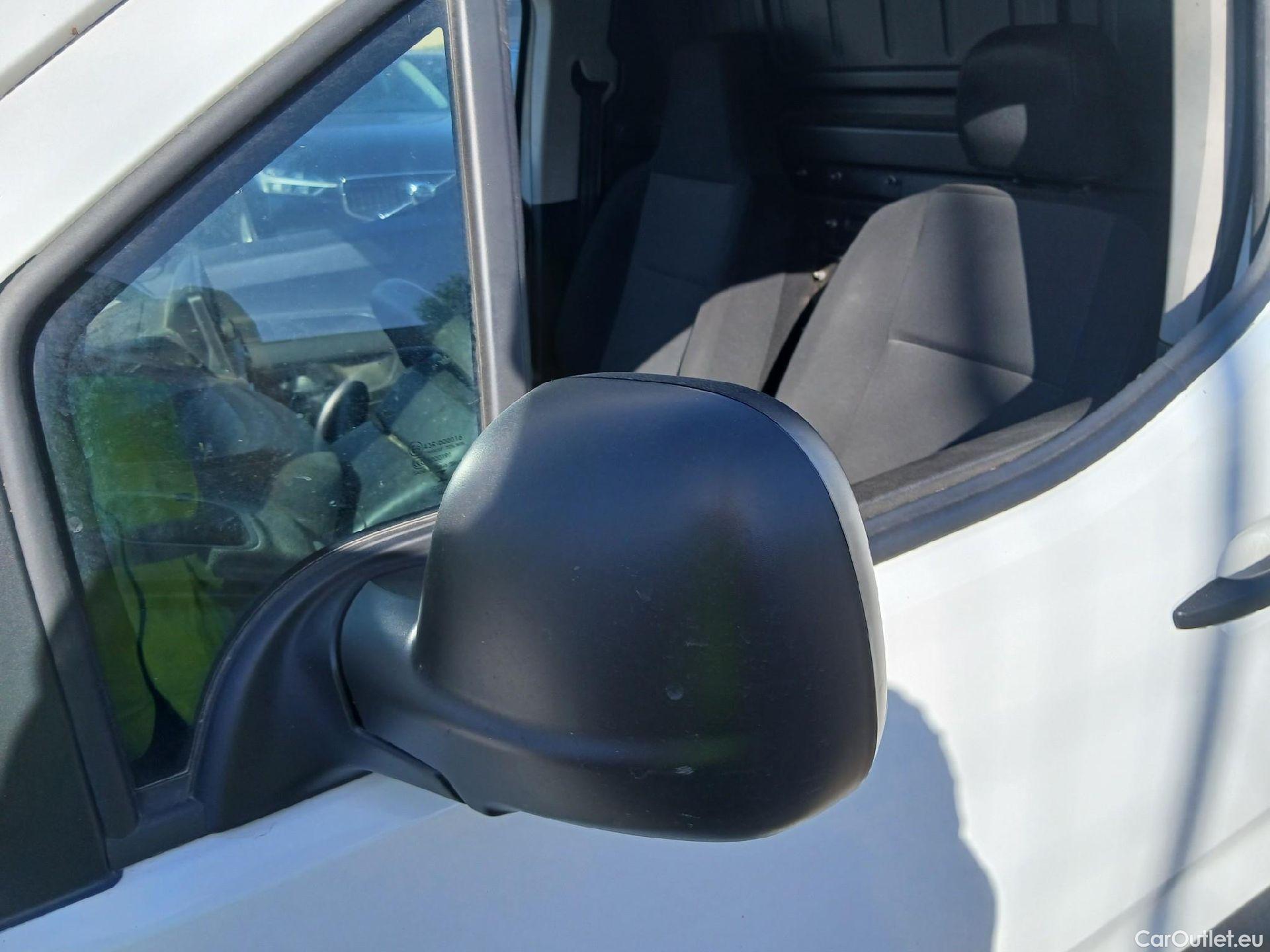  Peugeot  Partner PEUGEOT  / 2018 / 3P / furgón derivado de turismo Pro Standard 600kg BlueHDi 73kW (AC) #10