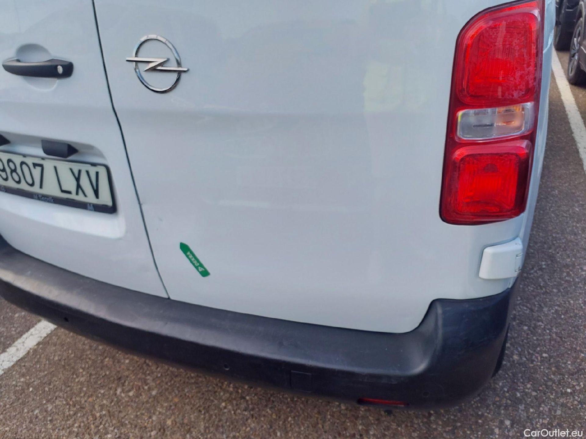  Opel  Vivaro OPEL  / 2019 / 4P / furgón 1.5 Diésel 74kW (100CV) M Std Express #22
