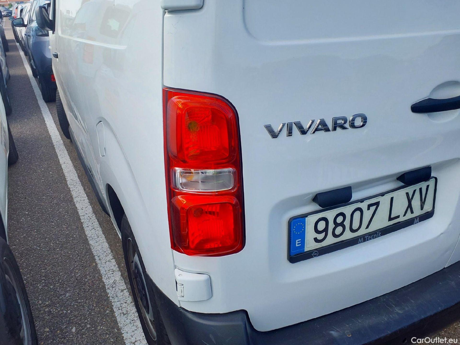  Opel  Vivaro OPEL  / 2019 / 4P / furgón 1.5 Diésel 74kW (100CV) M Std Express #25