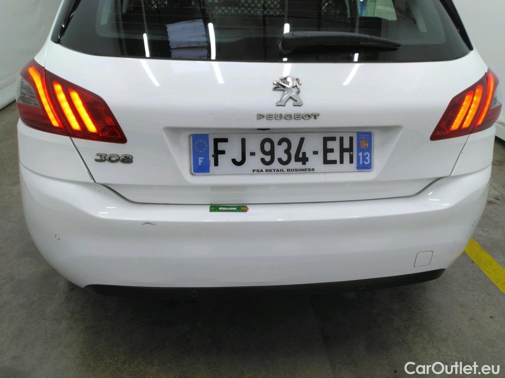  Peugeot  308  / 2017 / 5P / Berline BlueHDi 130 EAT6 S&S ACTIVE BUSINESS / TRANSFO VP/VF #82