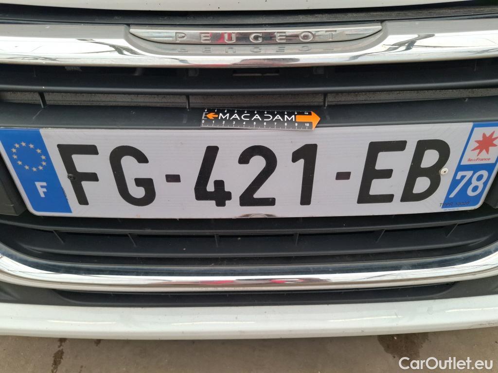  Peugeot  208  Affaire Premium Pack 1.2 80CV BVM5 E6dT #51