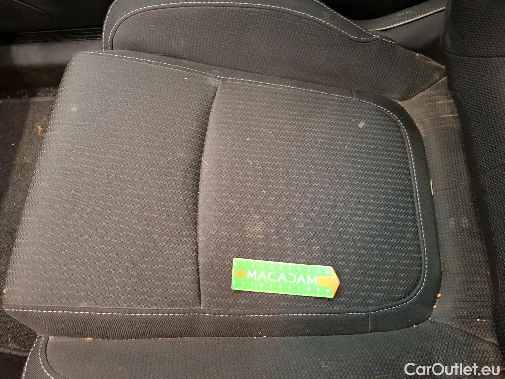  Renault  Megane  IV Berline 5 ptes. Société Air Nav 1.5 dCi 90CV BVM6 E6 #34