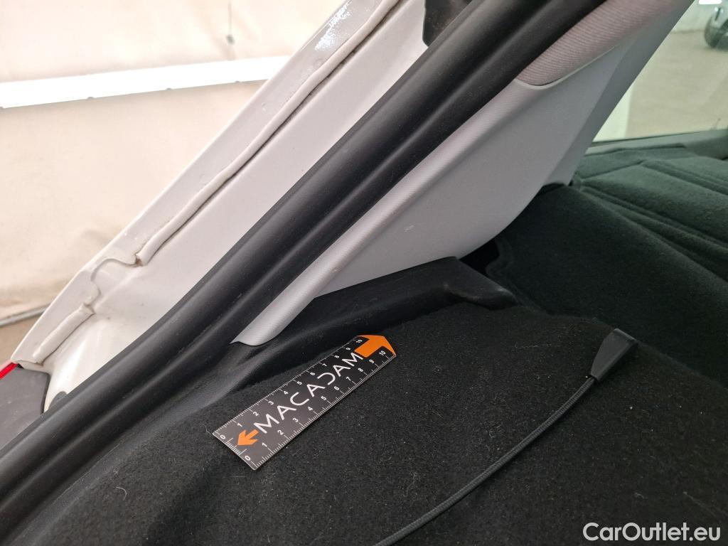  Peugeot  208  Affaire Premium Pack 1.5 HDi 100CV BVM5 E6dT #36