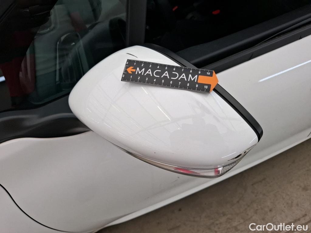  Peugeot  208  Affaire Premium Pack 1.2 80CV BVM5 E6dT #53