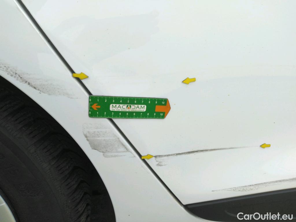  Renault  Clio  IV Air MediaNav 1.5 dCi 90CV BVM5 E6 #12