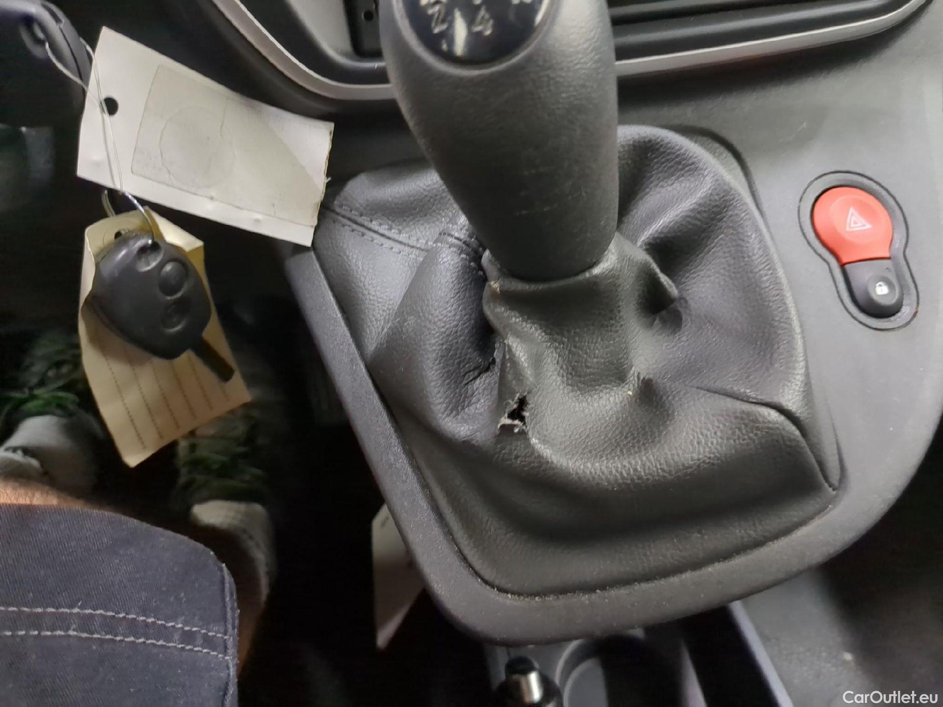  Renault  Kangoo  Express Grand Confort (L1) 1.5 dCi 90CV BVM5 E6 #20