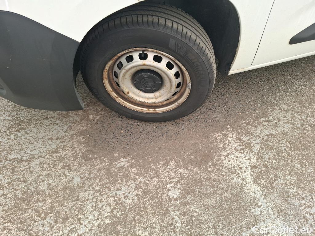  Citroen  Berlingo  Fourgon Club M 650 1.5 BlueHDi 75CV BVM5 E6dT #15