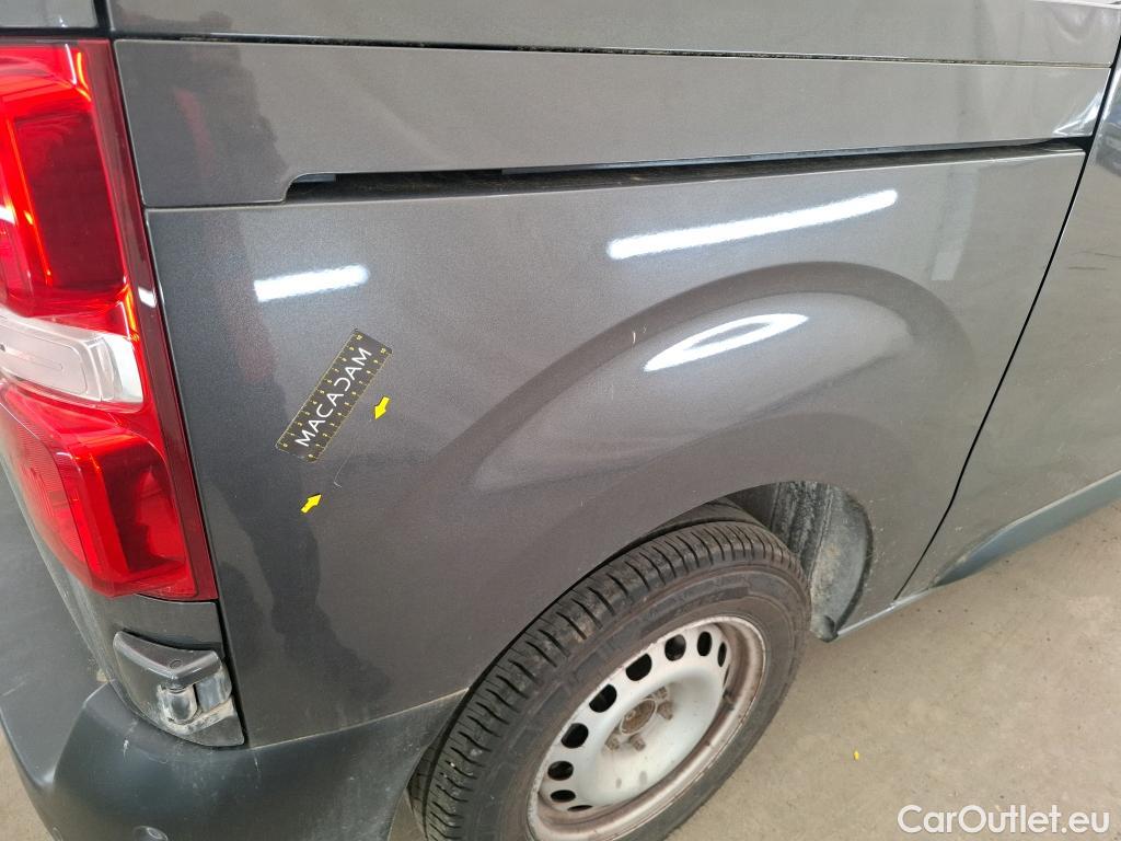 Opel  Vivaro OPEL  / 2019 / 4P / Fourgon tôlé 2.0 Diesel 120 ch Ptac aug L2 Pack clim #58