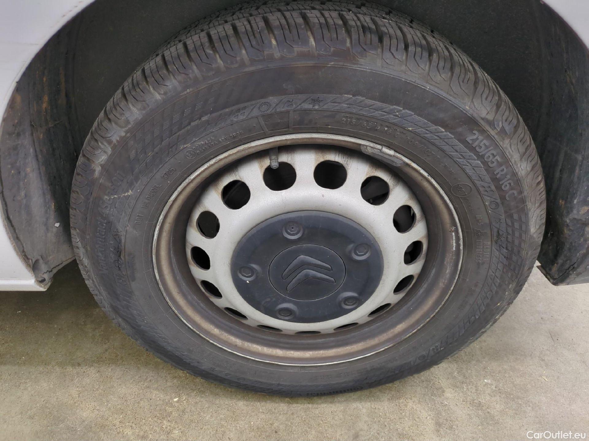  Citroen  Jumpy  Fourgon Club M 1.5 BlueHDi 100CV BVM6 E6d #16