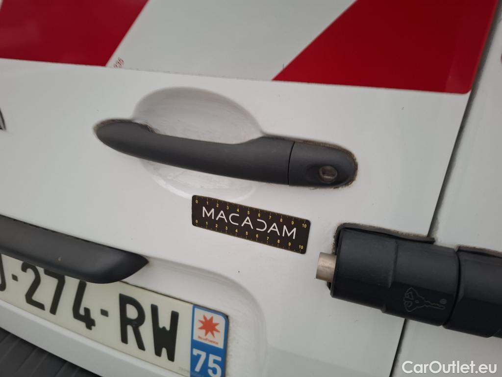  Renault  Kangoo  Express Maxi Extra (Série Spéciale) 1.5 dCi 90CV BVM5 E6 #22