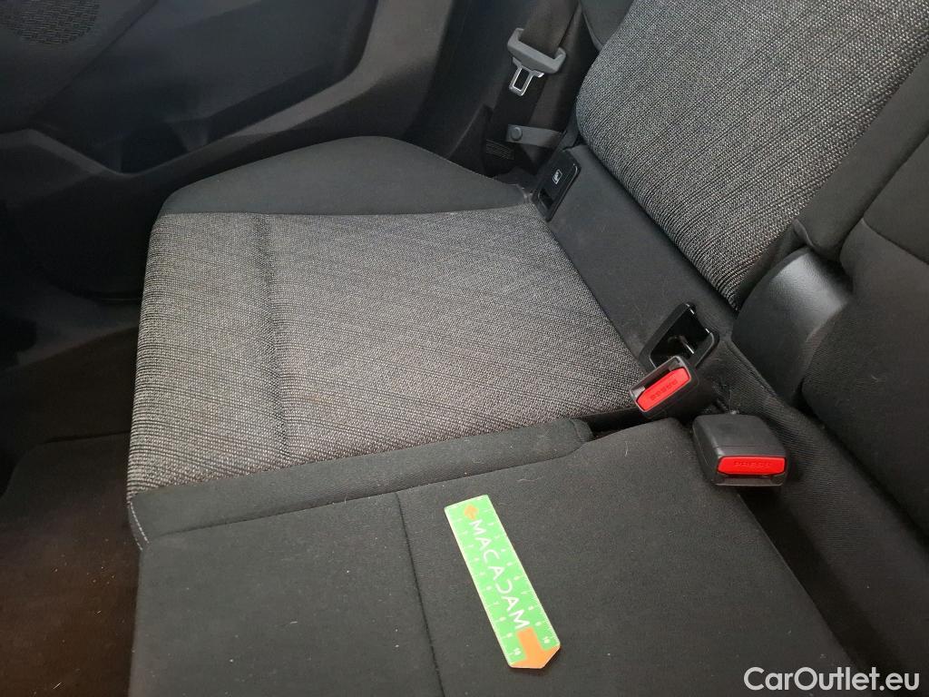  Bmw  X1 BMW  / 2022 / 5P / SUV sDrive18d Business Design DKG7 #24