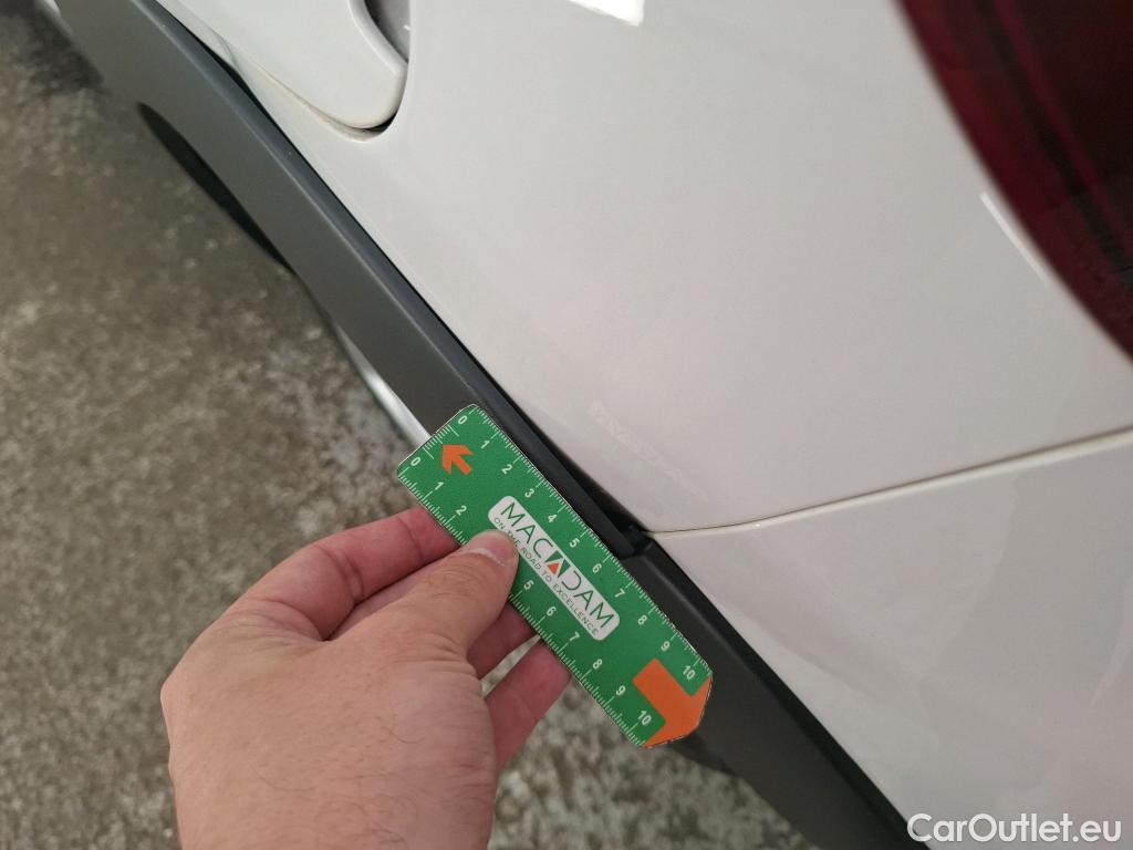  Citroen  C3  Feel 1.2 PureTech 80CV BVM5 E6d #52