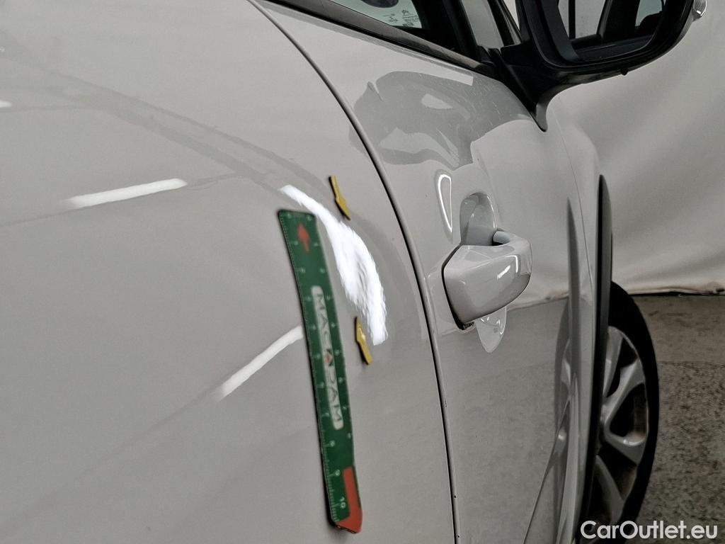  Citroen  C3  Feel 1.2 PureTech 80CV BVM5 E6d #35