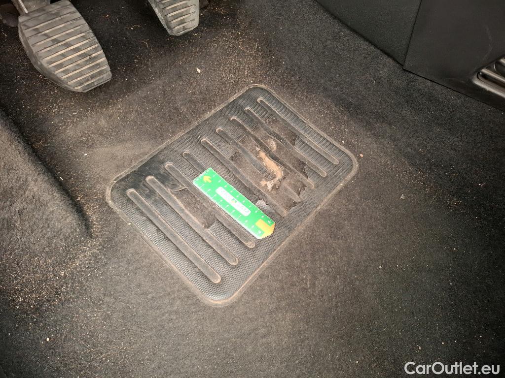  Citroen  C3  Feel 1.2 PureTech 80CV BVM5 E6d #4