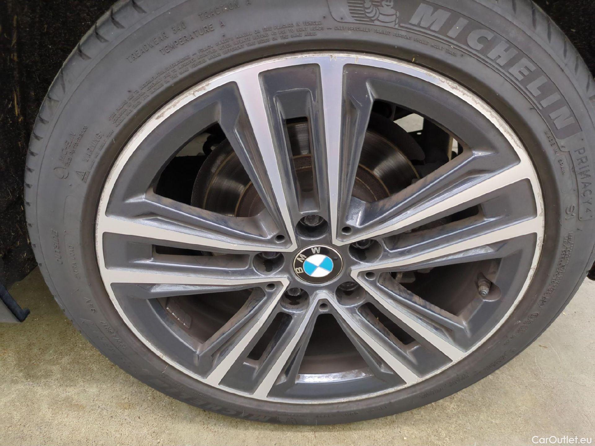  Bmw  Serie 1 Série 1 Berline 118 d Lounge 2.0 150CV BVA8 E6dT #24