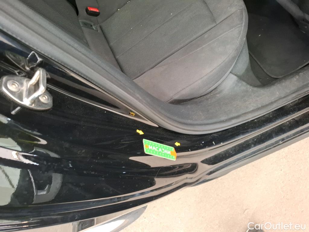  Audi  A4  Avant 35 TDI Business Line 2.0 TDI 165CV BVA7 E6dT #1