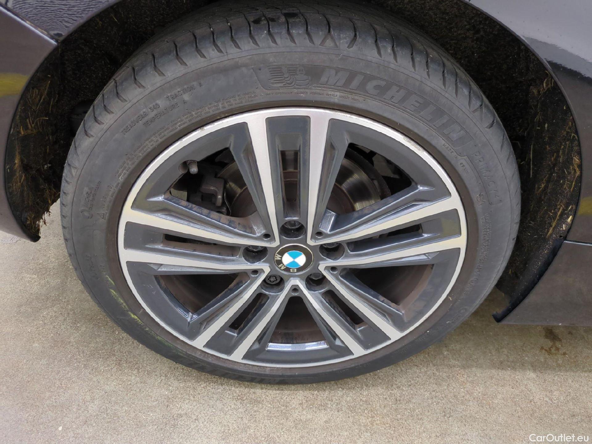  Bmw  Serie 1 Série 1 Berline 118 d Lounge 2.0 150CV BVA8 E6dT #29