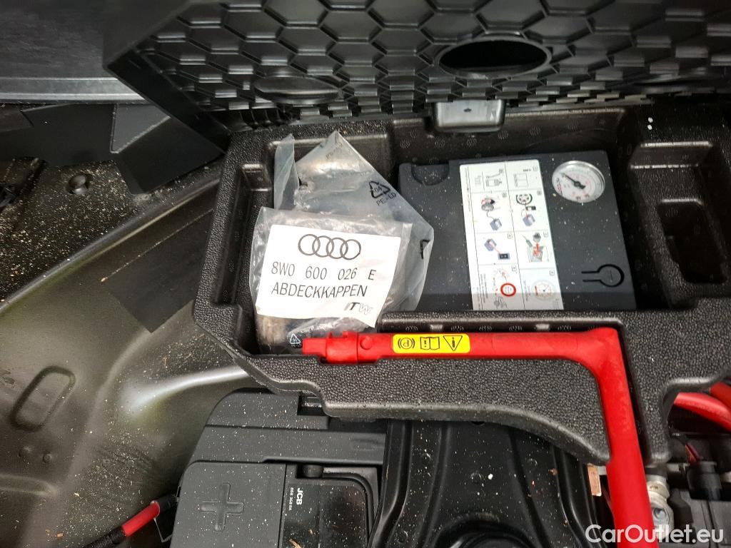  Audi  A4  Avant 35 TDI Business Line 2.0 TDI 165CV BVA7 E6dT #24