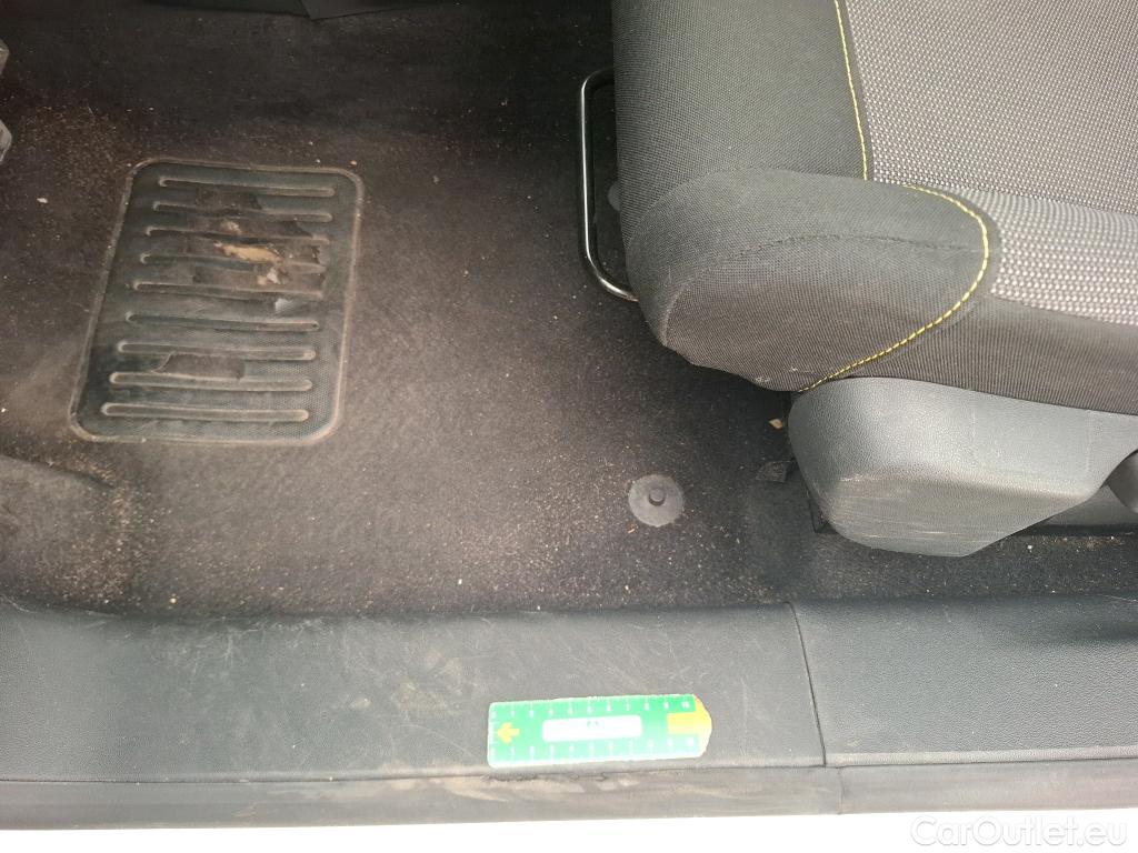  Citroen  C3  Feel 1.2 PureTech 80CV BVM5 E6d #21