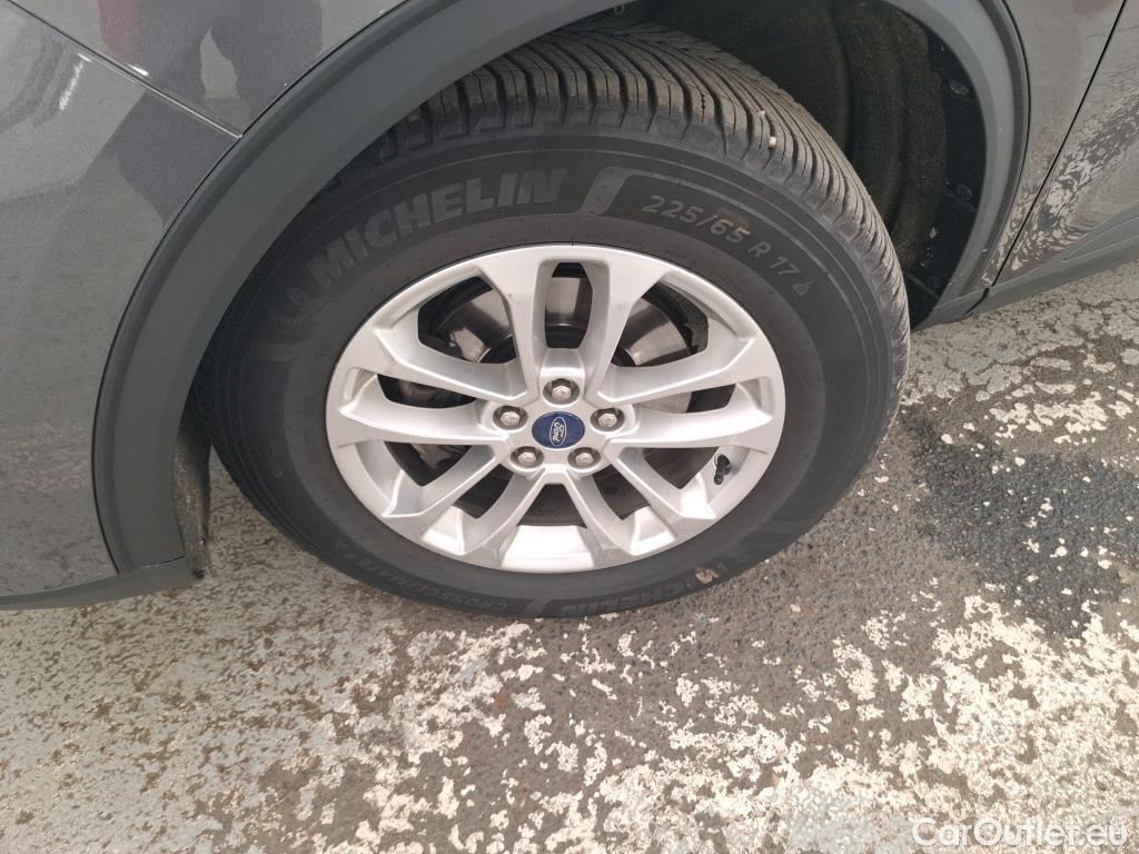  Ford  Kuga  Titanium Hybrid 2.5 190CV BVA6 E6dT #8