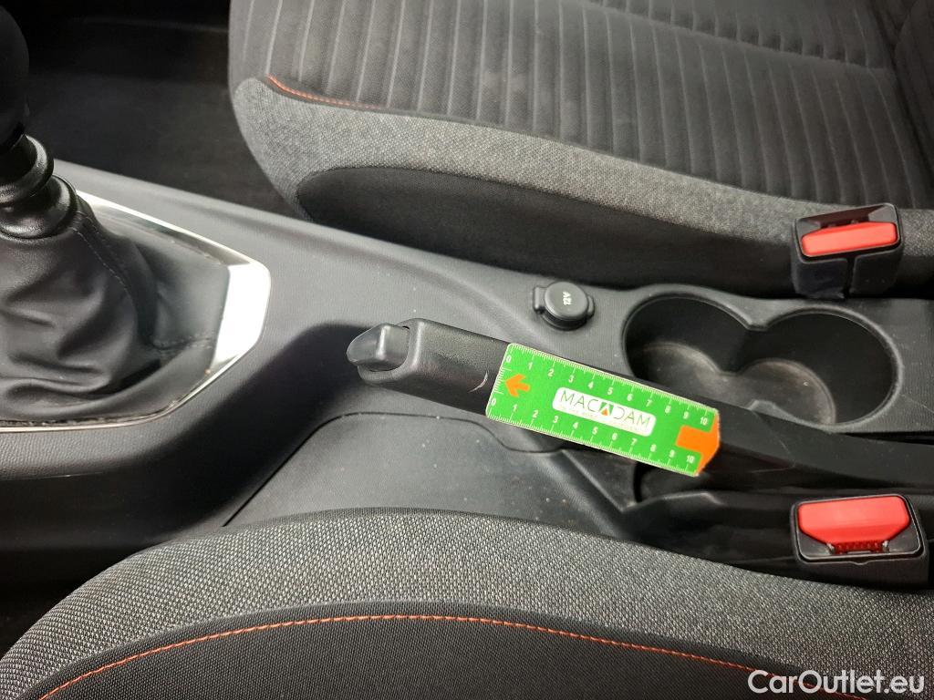  Peugeot  208  Active Pack 1.5 HDi 100CV BVM6 E6d #32