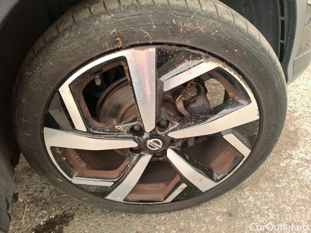  Nissan  Qashqai NISSAN  / 2017 / 5P / Crossover 1.3 DIG-T 160 DCT Tekna #18