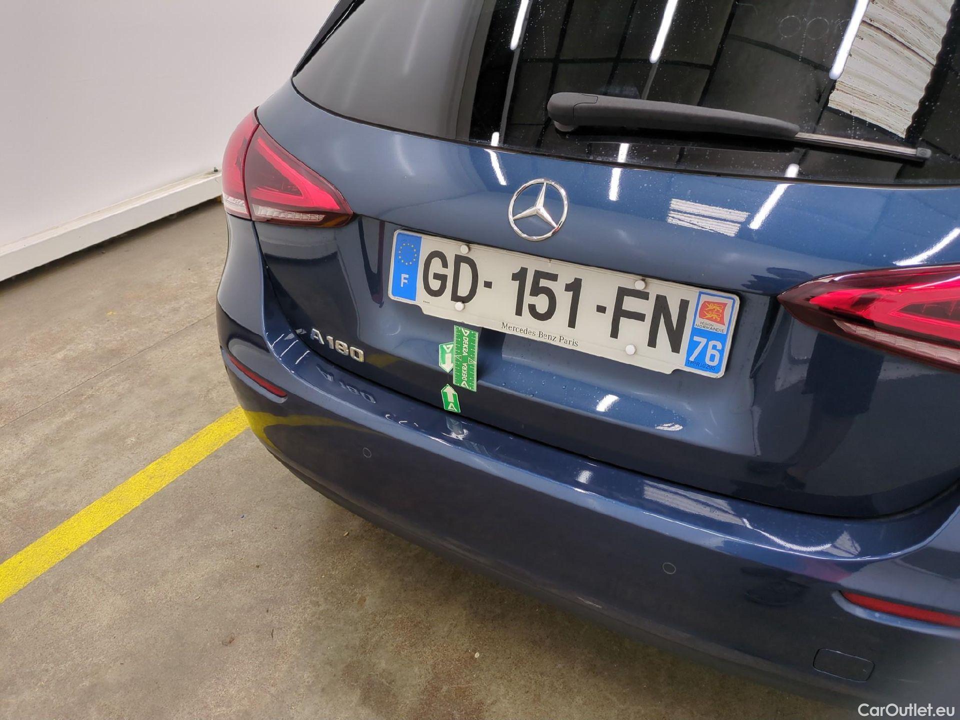  Mercedes  A-Klasse MERCEDES-BENZ Classe A Compact / 2018 / 5P / Berline A 180 Business Line 7G-DCT #23