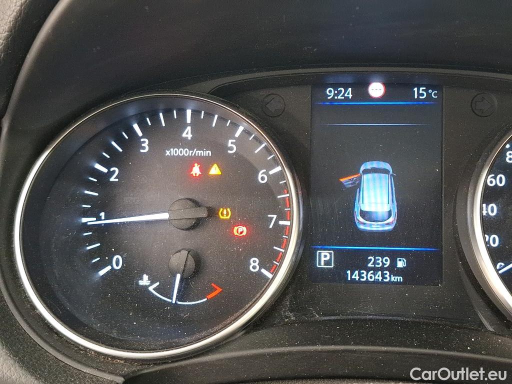  Nissan  Qashqai NISSAN  / 2017 / 5P / Crossover 1.3 DIG-T 160 DCT Tekna #55