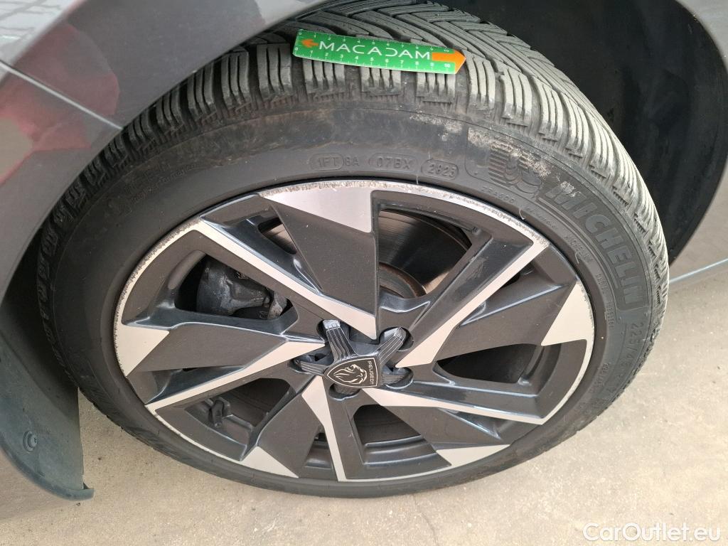  Peugeot  308  SW Allure Pack 1.2 PureTech 130CV BVA8 E6d #1