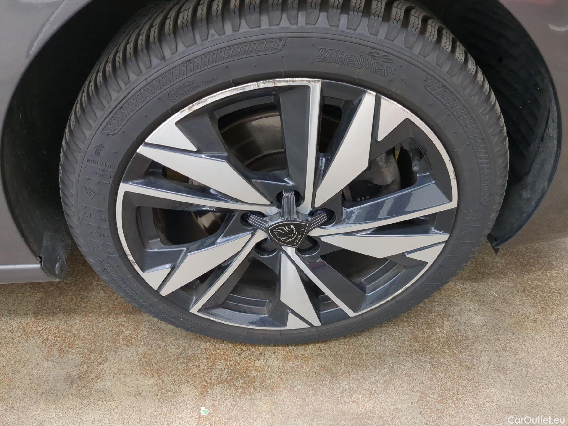  Peugeot  308  SW Allure 1.2 PureTech 130CV BVM6 E6d #26